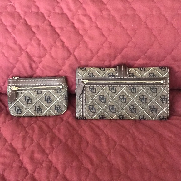 Dooney & Bourke Brown Signature Purse & Wallet - Picture 6 of 7